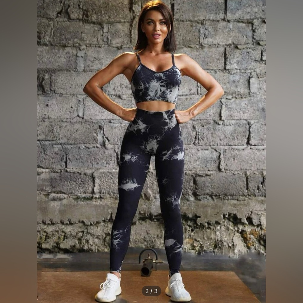 Tyedye gym outfit
